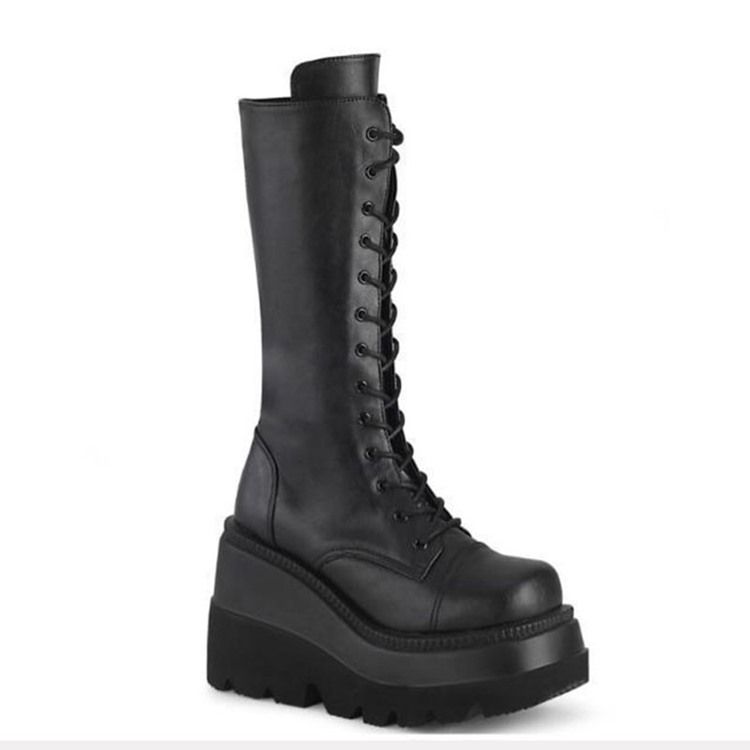 Botas Femininas Com Zíper Lateral Liso E Salto Cunha