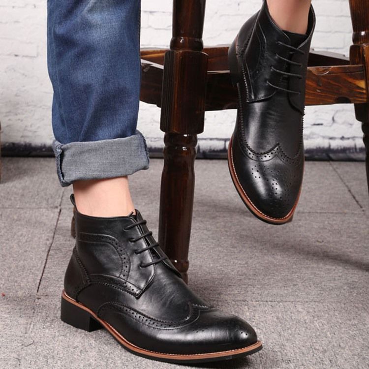 Botas De Trabalho Masculinas Com Cordão Na Frente E Bico Fino