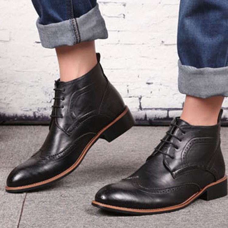 Botas De Trabalho Masculinas Com Cordão Na Frente E Bico Fino