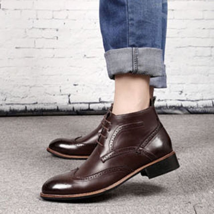 Botas De Trabalho Masculinas Com Cordão Na Frente E Bico Fino