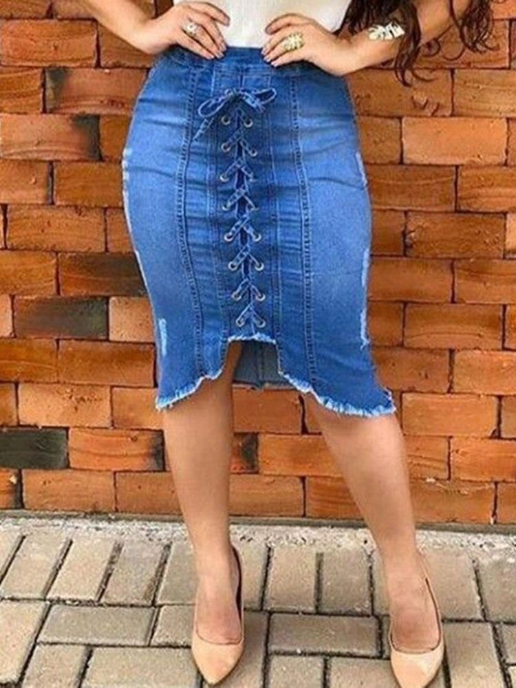 Saia Feminina Assimétrica Jeans Lisa Com Renda Média