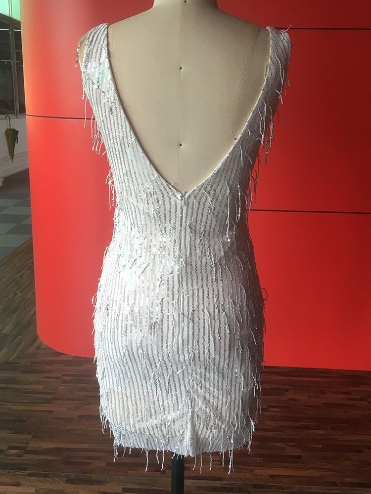 Vestido Feminino Com Borla Sem Mangas Acima Do Joelho