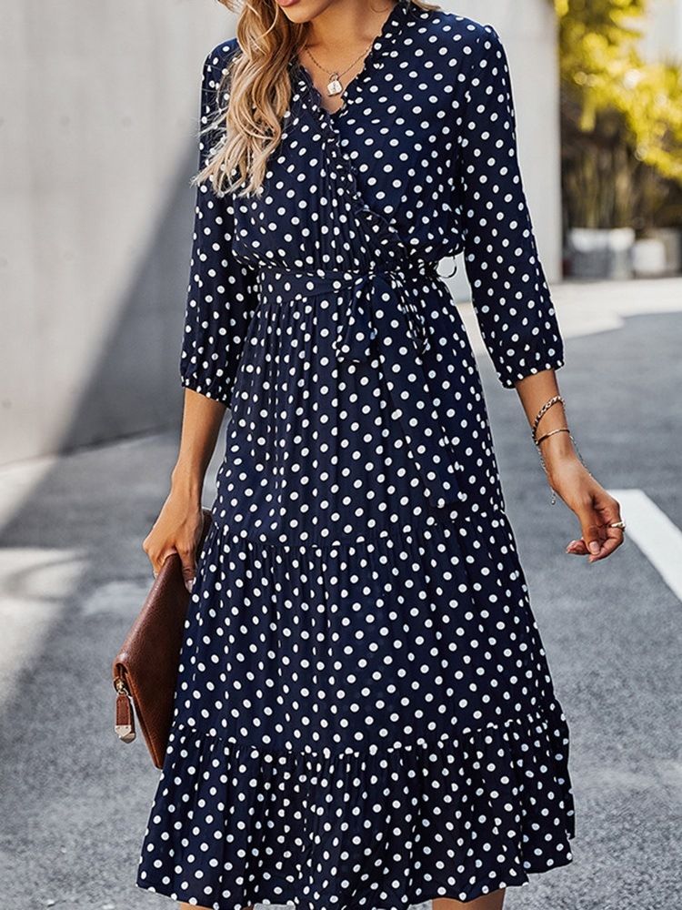 Vestido Feminino De Gola Em V Com Manga Três Quartos Meia Canela E Bolinhas Com Decote Em V