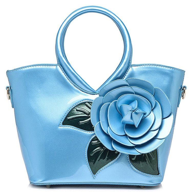 Bolsa Decorada Com Flores Vivas Femininas