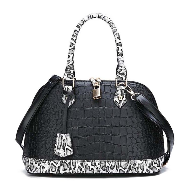 Bolsa Serpentine Embossing Shell Com Estampa Leopard