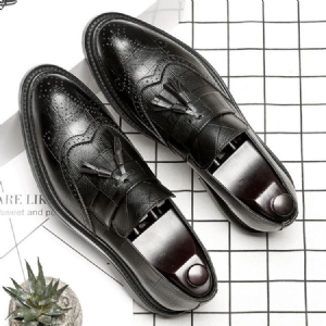 Dedo Do Pé Liso Pontiagudo Decotado Na Parte Superior Oxfords Masculinos