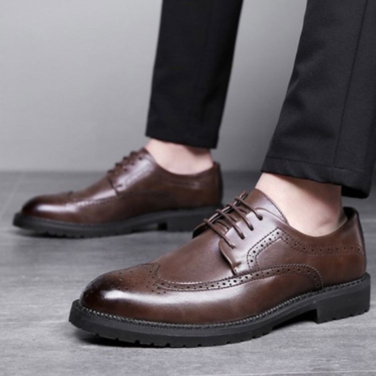 Sapatos Masculinos De Salto Liso Com Cordões