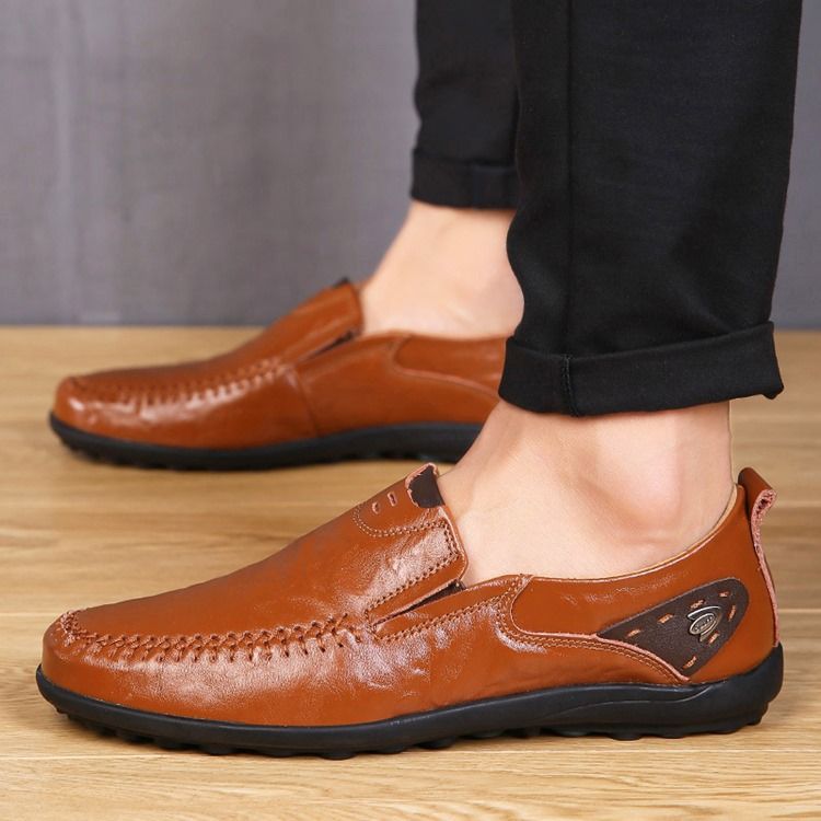 Sapatos Masculinos Lisos E Decotados