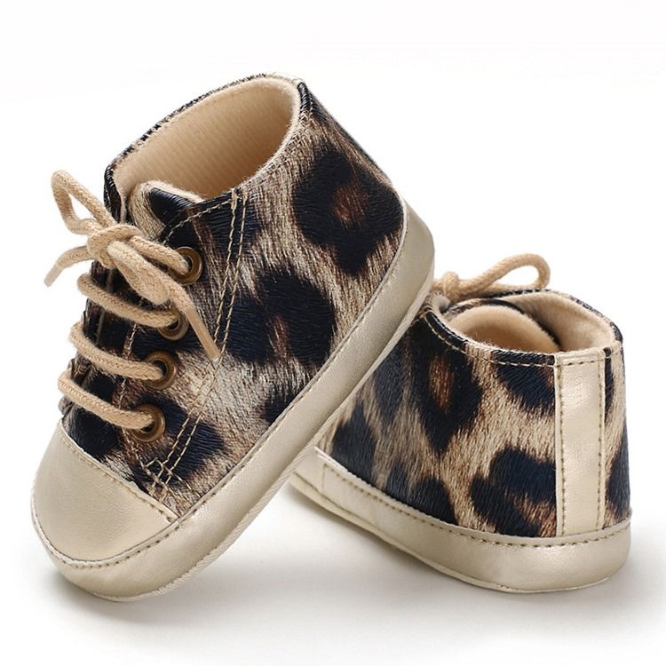 Sapatos Infantis Com Estampa De Leopardo