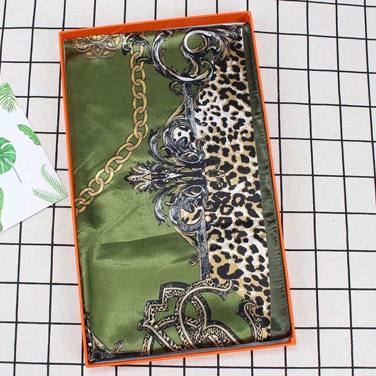 Moda Feminina Lenços Femininos Leopardo