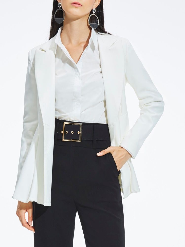 Blazer Feminino De Lapela Entalhada Lisa De Comprimento Médio