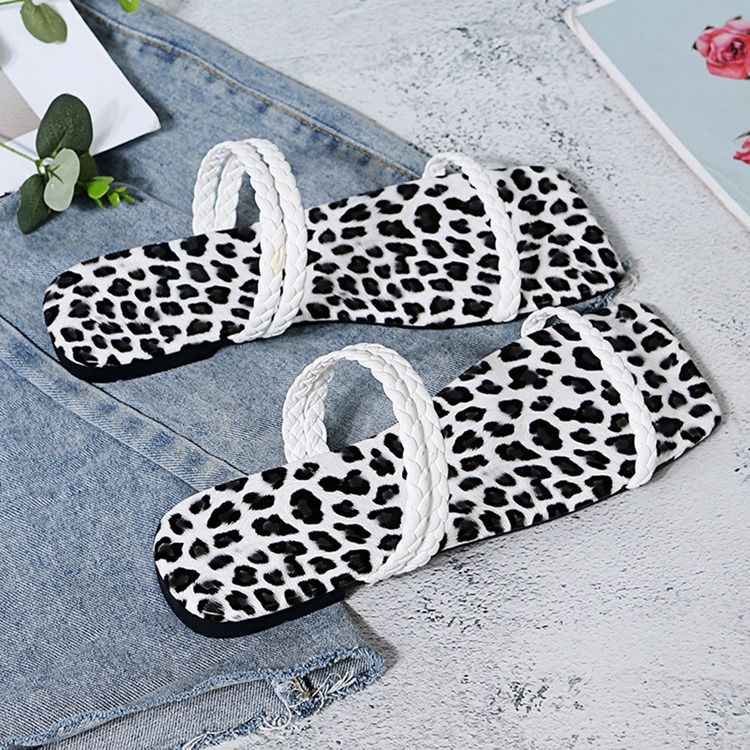 Oco Plano Com Chinelos Femininos Lisos Flip-flop