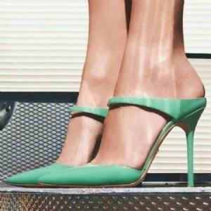 Sapatos Femininos Verdes Fechados E Simples De Salto Agulha